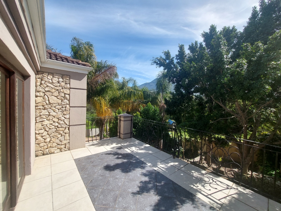 4 Bedroom Property for Sale in Panorama Western Cape